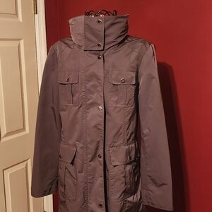 ELLEN TRACY WOMEN'S COAT SIZE M / OLIVE COLOR / GUC